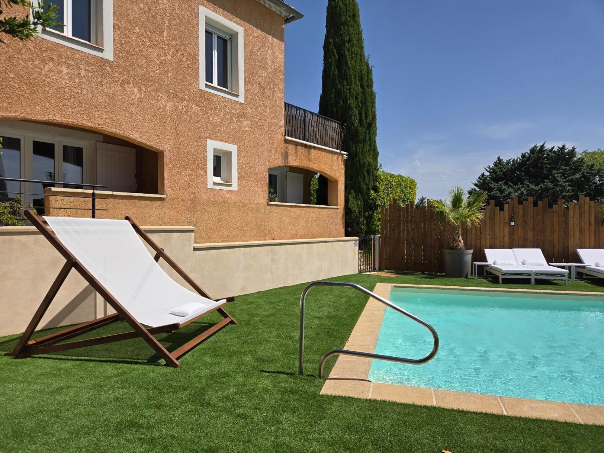 Hôtel Le Saint-Geniès Uzès Exterior foto